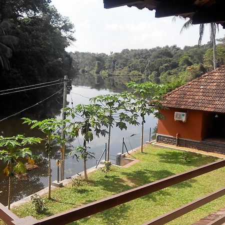 7Th Heaven Resorts Kochi Exterior photo